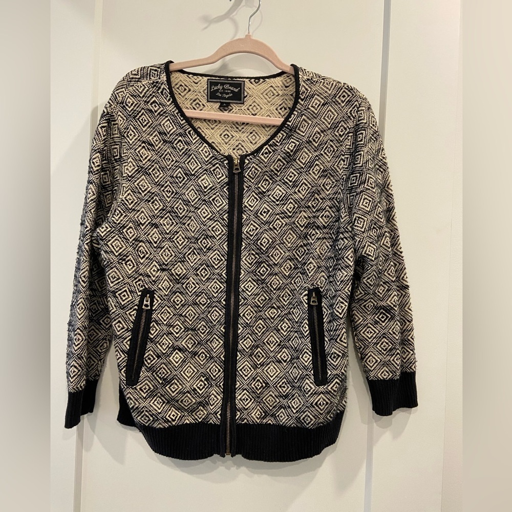 Lucky Brand Sweater. Ladies Large.